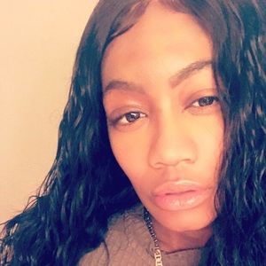 Meet your Posher, Alexandria